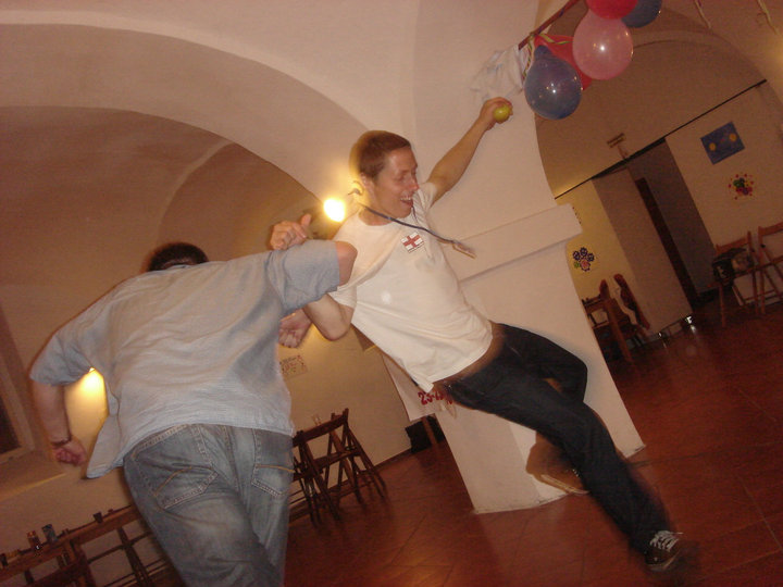 39001_137963359567701_100000621129437_239223_5470365_n